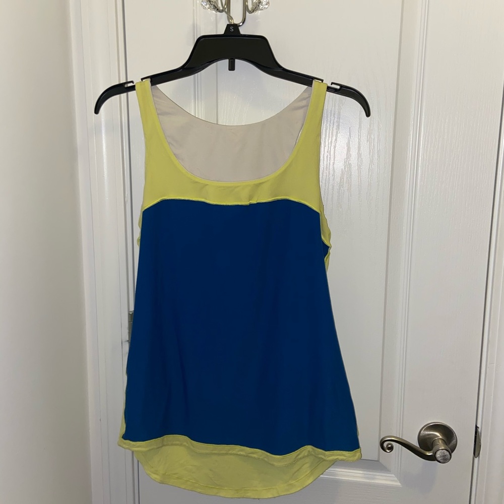 Lululemon athletic shirt